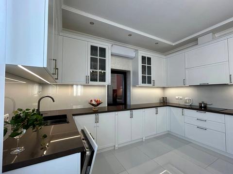 будинок за адресою Черняхівського вул.