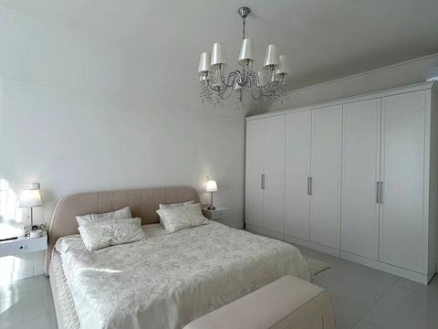 будинок за адресою Черняхівського вул.