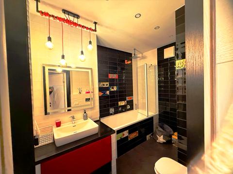 квартира за адресою Зарічна вул., 1-Б