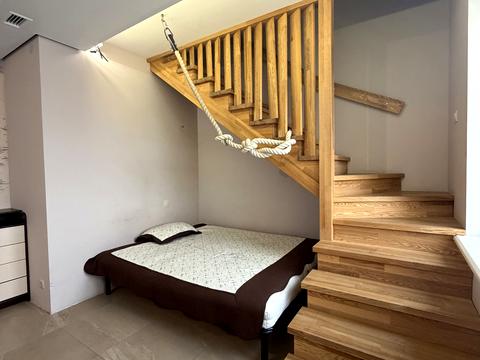 квартира за адресою Залізнична вул., 7