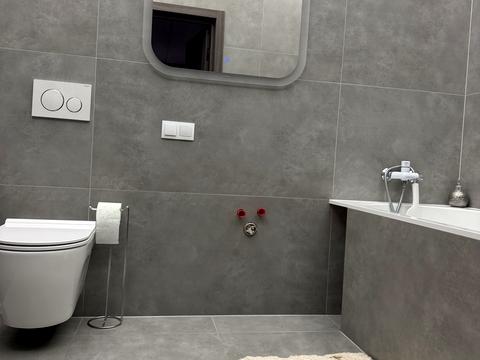 квартира за адресою Залізнична вул., 7