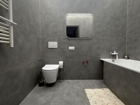 квартира за адресою Залізнична вул., 7