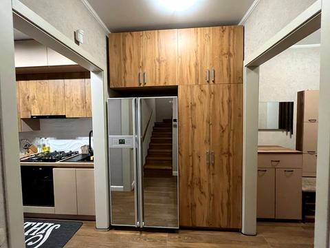 дом по адресу Українська ул.