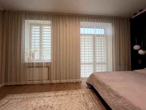 дом по адресу Українська ул.