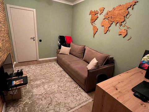 дом по адресу Українська ул.