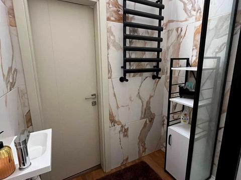 дом по адресу Українська ул.