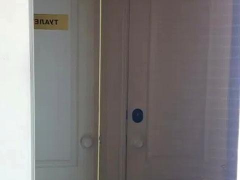 комерційна за адресою Набережна Перемоги вул., 56