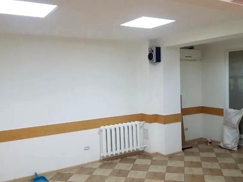 комерційна за адресою Набережна Перемоги вул., 56