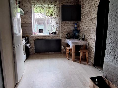 будинок за адресою Вишнева