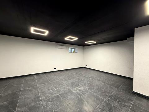 комерційна за адресою Текстильна вул., 24-Г