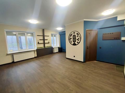 коммерческая по адресу Лаврская ул. (Январского восстания), 8