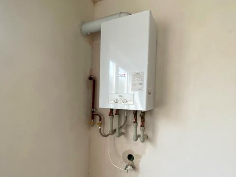 будинок за адресою Ясна вул.