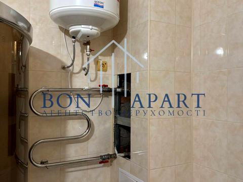 квартира за адресою Дніпровська набережна вул., 19