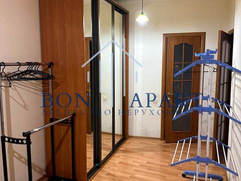 квартира за адресою Дніпровська набережна вул., 19