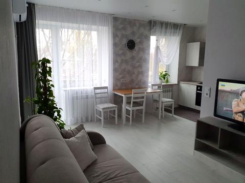 квартира по адресу Строителей ул., 24