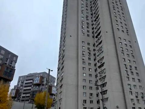 квартира за адресою Героїв просп., 1