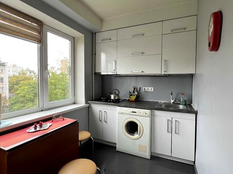 квартира за адресою Космічна вул., 5/16