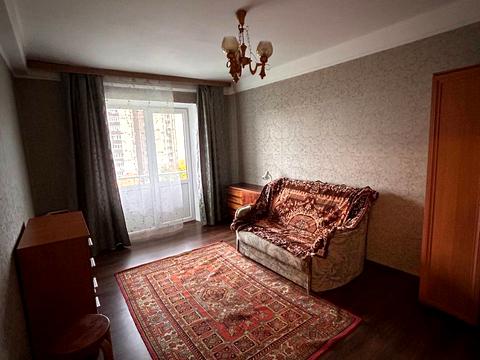 квартира за адресою Павла Тичини просп., 5