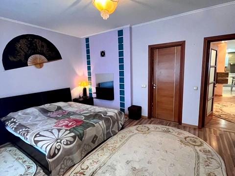 комната по адресу Николая Амосова ул., 4