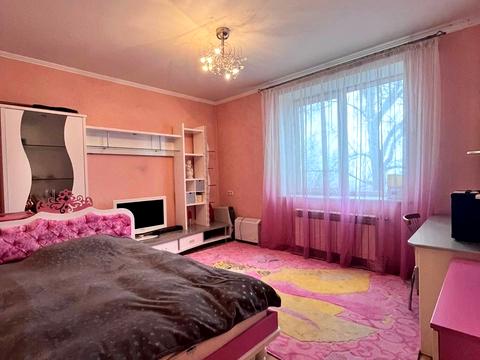 комната по адресу Николая Амосова ул., 4