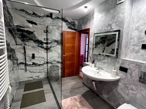 комната по адресу Николая Амосова ул., 4