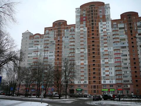 комната по адресу Николая Амосова ул., 4