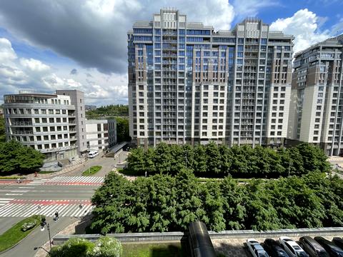 квартира за адресою Андрія Верхогляда вул. (Михайла Драгомирова), 12