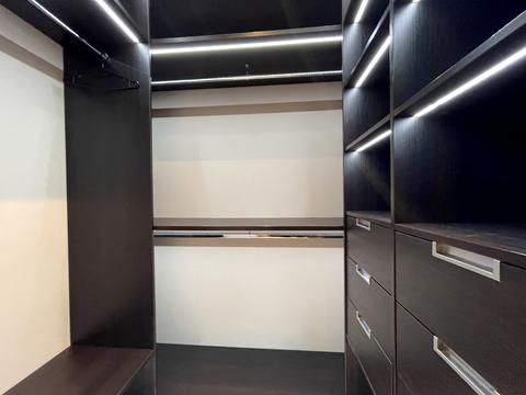 квартира за адресою Андрія Верхогляда вул. (Михайла Драгомирова), 15