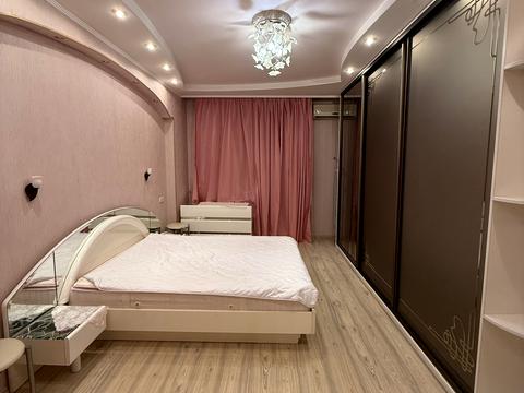 квартира по адресу Раисы Окипной ул., 8