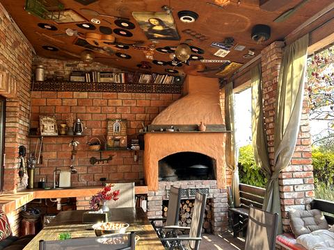 дом по адресу Урожайная ул.