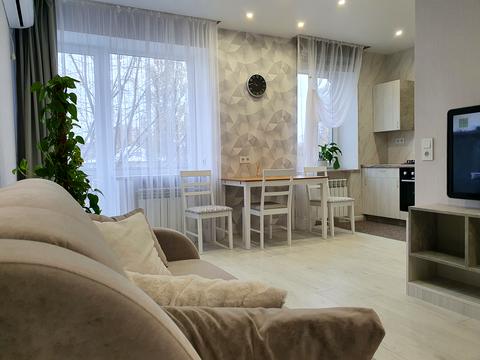 квартира по адресу Строителей ул., 24