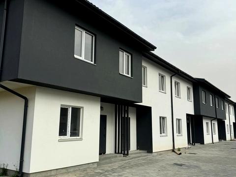 будинок за адресою Ентузіастів