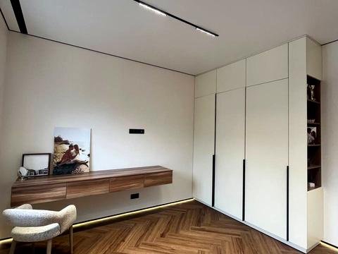 будинок за адресою Ентузіастів