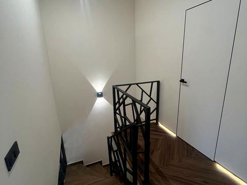 будинок за адресою Ентузіастів