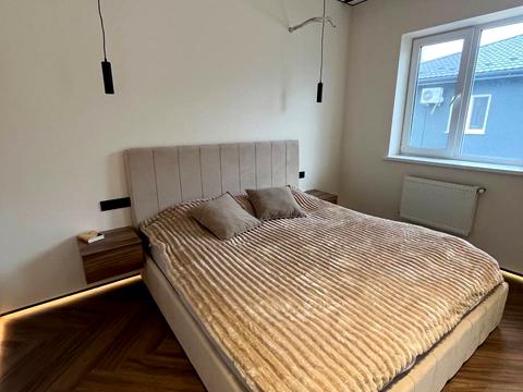 будинок за адресою Ентузіастів