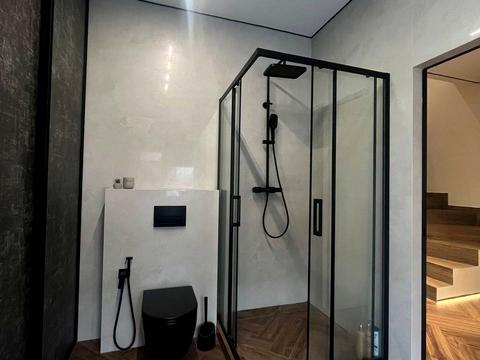 будинок за адресою Ентузіастів