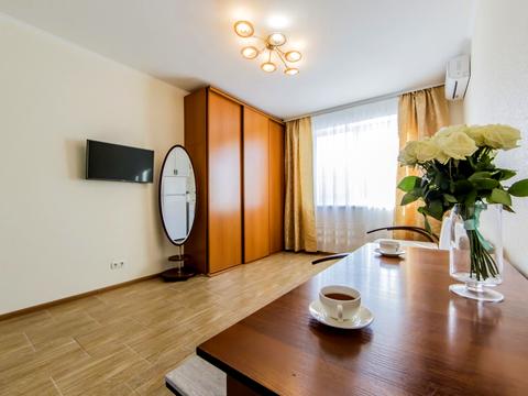 квартира за адресою Миколи Руденка бульв. (Кольцова), 8