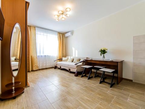 квартира за адресою Миколи Руденка бульв. (Кольцова), 8