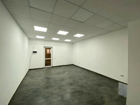 комерційна за адресою Львівська вул., 102