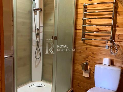 дом по адресу с. Вишенки, Золочивська