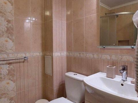 квартира за адресою Полковника Гуляєва просп. (Маршала Жукова), 111