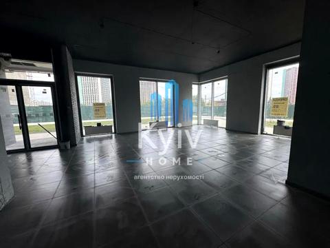 комерційна за адресою Родини Крістерів вул., 2