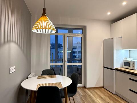 квартира за адресою Володимира Великого вул. (Артема), 10