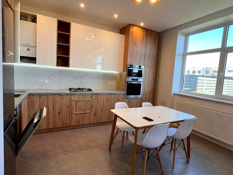 квартира за адресою Квітова, 3