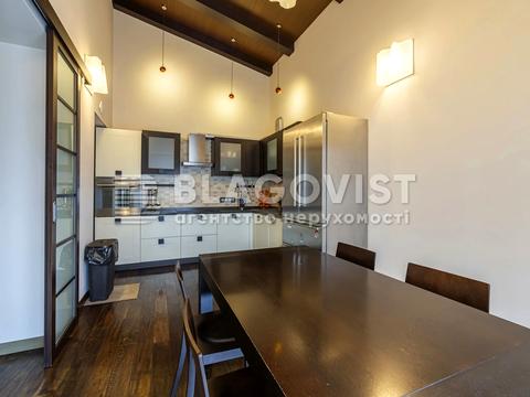 квартира за адресою Кирилівська вул. (Фрунзе), 14/18