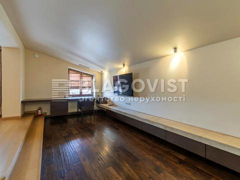 квартира за адресою Кирилівська вул. (Фрунзе), 14/18