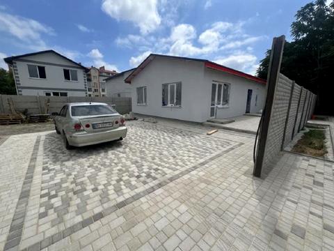 будинок за адресою Райдужна вул.