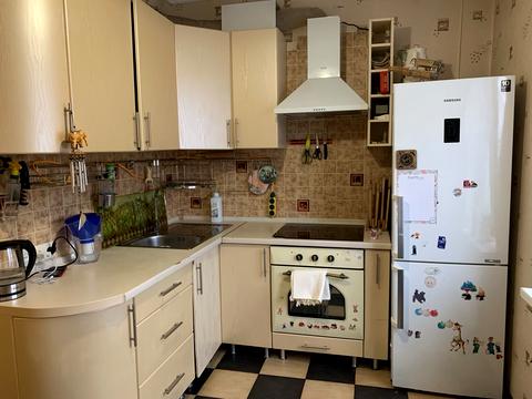 квартира за адресою Володимира Івасюка просп. (Героїв Сталінграду), 60