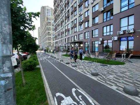 комерційна за адресою Київ, Родини Крістерів вул., 18/6