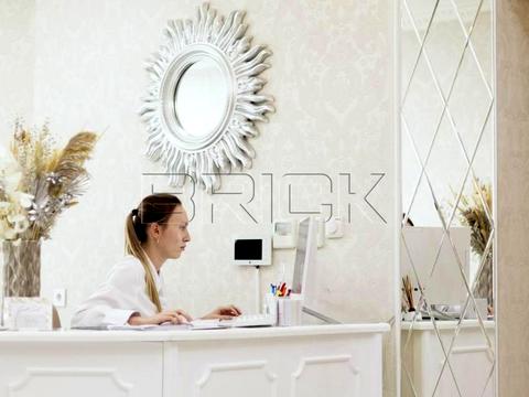 коммерческая по адресу Днепровская набережная ул., 25